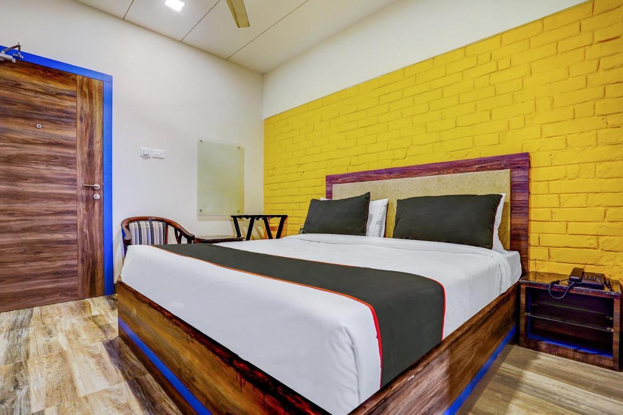 Super Collection O Kalinga Bapuji Nagar Hotel Bhubaneswar Exterior photo